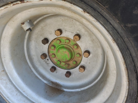 Merlo P28.7 Kt Rear Axle Hub Complete Lhs - المحور الخلفي: صور 1 Merlo P28.7 Kt Rear Axle Hub Complete Lhs - المحور الخلفي: صور 1