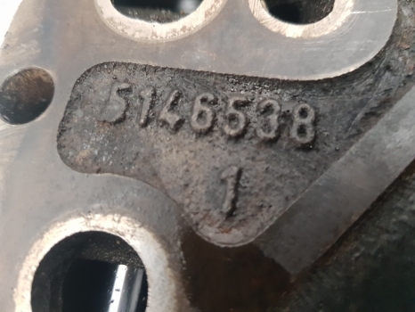 New Holland Case Hydraulic Auxiliary Valve Slice 5146538, 47135697, 87396804 - صمام هيدروليكي - جرار: صور 3 New Holland Case Hydraulic Auxiliary Valve Slice 5146538, 47135697, 87396804 - صمام هيدروليكي - جرار: صور 3