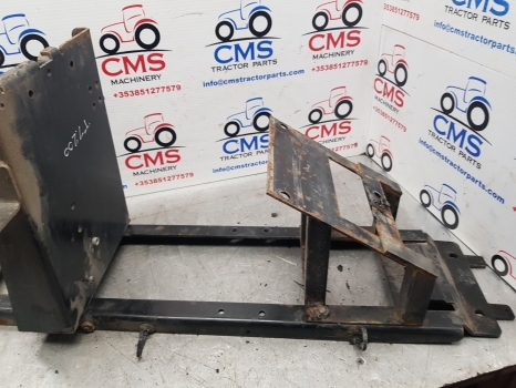 New Holland Case Puma 145, T7.200 Hood Support Assy 84337706, 84485123, 84268312 - هود - جرار: صور 3 New Holland Case Puma 145, T7.200 Hood Support Assy 84337706, 84485123, 84268312 - هود - جرار: صور 3