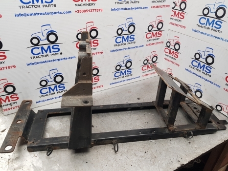 New Holland Case Puma 145, T7.200 Hood Support Assy 84337706, 84485123, 84268312 - هود - جرار: صور 1 New Holland Case Puma 145, T7.200 Hood Support Assy 84337706, 84485123, 84268312 - هود - جرار: صور 1