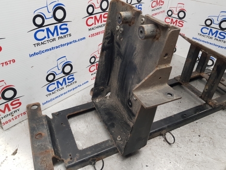 New Holland Case Puma 145, T7.200 Hood Support Assy 84337706, 84485123, 84268312 - هود - جرار: صور 2 New Holland Case Puma 145, T7.200 Hood Support Assy 84337706, 84485123, 84268312 - هود - جرار: صور 2