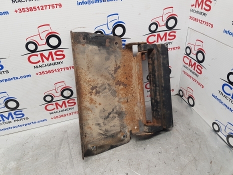 New Holland Case Puma T6000, T7 T7.200 Hood Bonnet Support 84153356, 87353681 - هود - جرار: صور 4 New Holland Case Puma T6000, T7 T7.200 Hood Bonnet Support 84153356, 87353681 - هود - جرار: صور 4