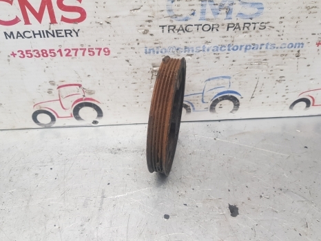New Holland Case T6000, Maxxum T6070 Engine Crankshaft Pulley 2853546; 504046450 - المحرك و قطع الغيار - جرار: صور 3 New Holland Case T6000, Maxxum T6070 Engine Crankshaft Pulley 2853546; 504046450 - المحرك و قطع الغيار - جرار: صور 3