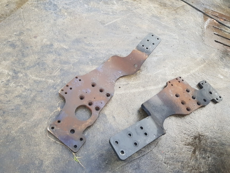 New Holland Case T7, Puma Series T7.260 Frame Side Plate Kit Lhs, Rhs 84578710 - الكبائن: صور 4 New Holland Case T7, Puma Series T7.260 Frame Side Plate Kit Lhs, Rhs 84578710 - الكبائن: صور 4