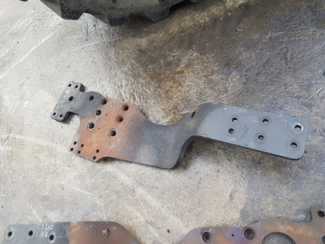 New Holland Case T7, Puma Series T7.260 Frame Side Plate Kit Lhs, Rhs 84578710 - الكبائن: صور 3 New Holland Case T7, Puma Series T7.260 Frame Side Plate Kit Lhs, Rhs 84578710 - الكبائن: صور 3