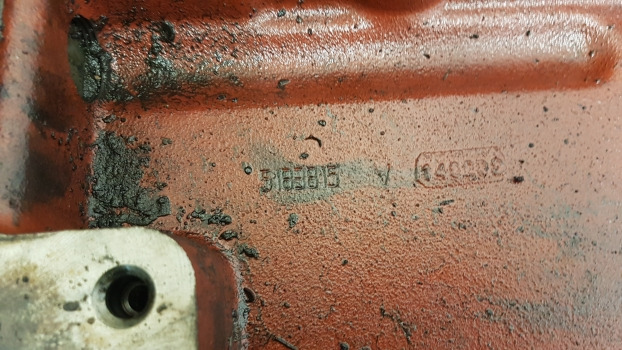 New Holland Case Tm, Mxm Ser. Tm120, Tm130, Transmission Sump Cover 5183815 - علبة التروس: صور 2 New Holland Case Tm, Mxm Ser. Tm120, Tm130, Transmission Sump Cover 5183815 - علبة التروس: صور 2