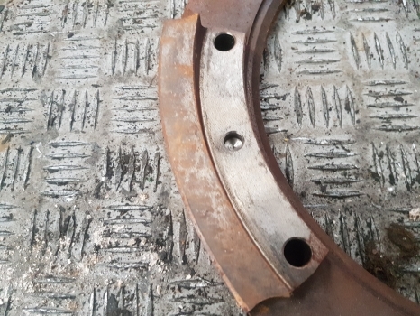 New Holland T6050 Damper And Disc 87527557 , 47699912 , 47133829 - القابض و قطع الغيار - جرار: صور 5 New Holland T6050 Damper And Disc 87527557 , 47699912 , 47133829 - القابض و قطع الغيار - جرار: صور 5