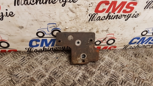 New Holland T7, Tm, T7000, Tm7000 Ser. Tm130 Hydraulic Valve End Section 5195157 - صمام هيدروليكي - جرار: صور 2 New Holland T7, Tm, T7000, Tm7000 Ser. Tm130 Hydraulic Valve End Section 5195157 - صمام هيدروليكي - جرار: صور 2