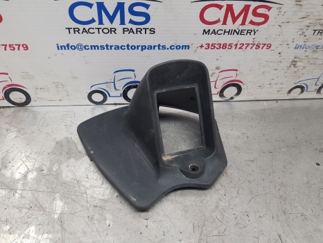 New Holland T7000, T6000, T7 Series T7.200 Display Cover Panel 82037716 - لوحة القيادة - جرار: صور 1 New Holland T7000, T6000, T7 Series T7.200 Display Cover Panel 82037716 - لوحة القيادة - جرار: صور 1