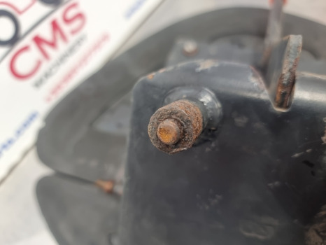 New Holland Tm Series, Tm120, T155, Tm190 Passenger Seat 82018627 - مقاعد السيارات: صور 4 New Holland Tm Series, Tm120, T155, Tm190 Passenger Seat 82018627 - مقاعد السيارات: صور 4