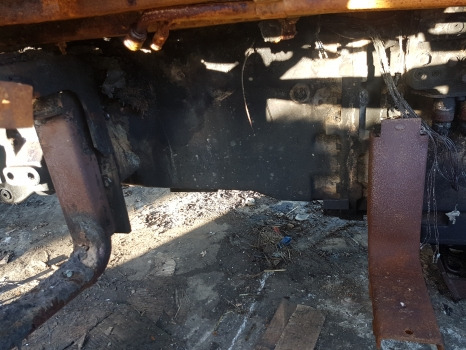 New Holland Ts115a Delta Transmission Gearbox Nut 47134578, 47127508, 82036853 - علبة التروس: صور 2 New Holland Ts115a Delta Transmission Gearbox Nut 47134578, 47127508, 82036853 - علبة التروس: صور 2