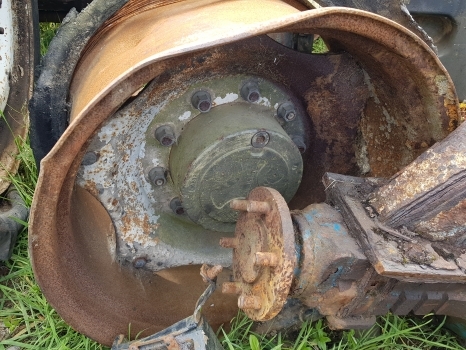 Renault Ares 696 Carraro 20.29 Front Axle Complete 138521, 133573, 6000103303 - المحور الأمامي - جرار: صور 2 Renault Ares 696 Carraro 20.29 Front Axle Complete 138521, 133573, 6000103303 - المحور الأمامي - جرار: صور 2
