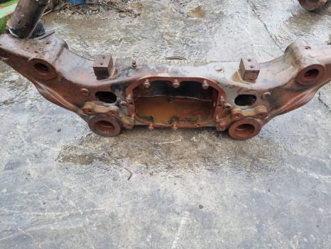 Renault Ares 836, 656 Rx/rz Front Axle Beam Housing 12057, 6000104413 - المحور الأمامي: صور 4 Renault Ares 836, 656 Rx/rz Front Axle Beam Housing 12057, 6000104413 - المحور الأمامي: صور 4