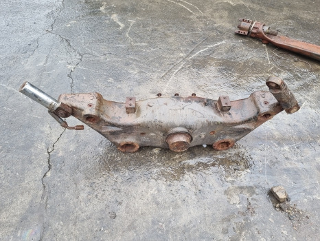 Renault Ares 836, 656 Rx/rz Front Axle Beam Housing 12057, 6000104413 - المحور الأمامي: صور 1 Renault Ares 836, 656 Rx/rz Front Axle Beam Housing 12057, 6000104413 - المحور الأمامي: صور 1