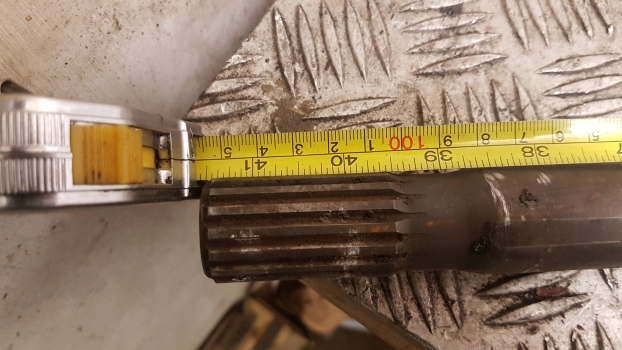 Same Rubin 120 Iron, Silver, Titan Pto Drive Clutch Shaft 0.008.5261.0/30 - نقل الحركة - جرار: صور 2 Same Rubin 120 Iron, Silver, Titan Pto Drive Clutch Shaft 0.008.5261.0/30 - نقل الحركة - جرار: صور 2