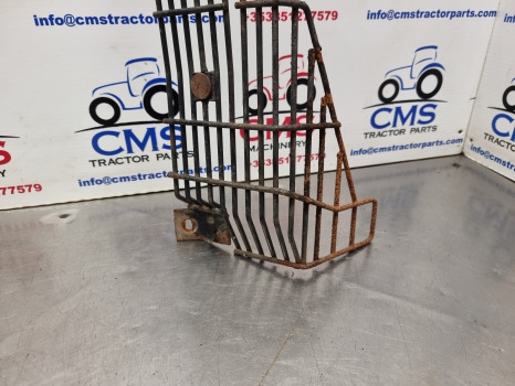 Valtra 6400, 8000, Engine Alternator Shield, Guard V33462300, V33020510 - جلوپنجره: صور 4 Valtra 6400, 8000, Engine Alternator Shield, Guard V33462300, V33020510 - جلوپنجره: صور 4