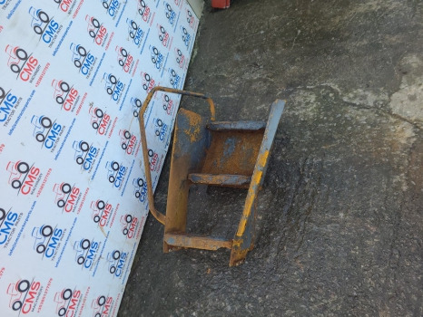 Valtra S374 Cab Footstep 4349600m94 - خطوة جانبية: صور 5 Valtra S374 Cab Footstep 4349600m94 - خطوة جانبية: صور 5