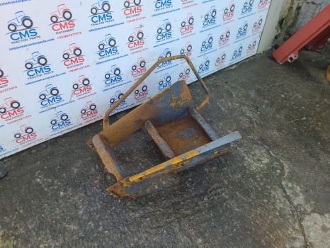 Valtra S374 Cab Footstep 4349600m94 - خطوة جانبية: صور 3 Valtra S374 Cab Footstep 4349600m94 - خطوة جانبية: صور 3