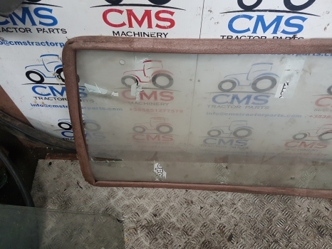 Zetor 3000, 4000, 5000, 6000, 7000 Rear Glass 60117910b, S64986, 60117910 - نافذة و قطع الغيار - جرار: صور 5 Zetor 3000, 4000, 5000, 6000, 7000 Rear Glass 60117910b, S64986, 60117910 - نافذة و قطع الغيار - جرار: صور 5