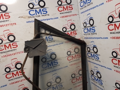 Zetor 8011 Cab Door Right, Check Pictures 00000 - باب و قطع الغيار - جرار: صور 5 Zetor 8011 Cab Door Right, Check Pictures 00000 - باب و قطع الغيار - جرار: صور 5