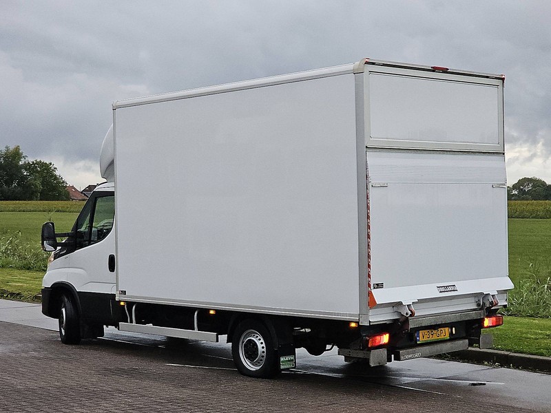 Iveco Daily 35S18 ac automaat EURO6 - الشاحنات الصغيرة صندوق مغلق: صور 5 Iveco Daily 35S18 ac automaat EURO6 - الشاحنات الصغيرة صندوق مغلق: صور 5