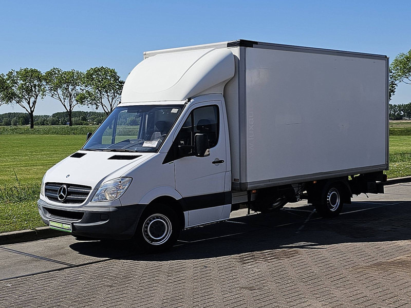 Mercedes-Benz Sprinter 313 ac laadklep zijdeur - الشاحنات الصغيرة صندوق مغلق: صور 2 Mercedes-Benz Sprinter 313 ac laadklep zijdeur - الشاحنات الصغيرة صندوق مغلق: صور 2