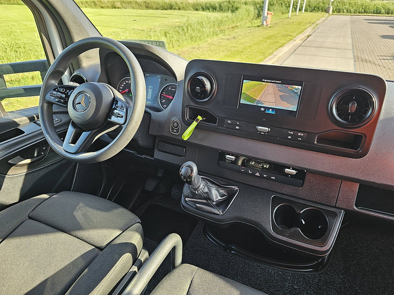 Mercedes-Benz Sprinter 317 Bakwagen Laadklep! إيجار Mercedes-Benz Sprinter 317 Bakwagen Laadklep!: صور 7