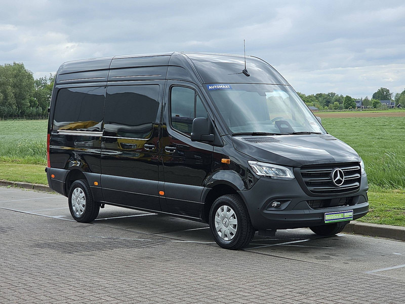 Mercedes-Benz Sprinter 317 L2H2 LED RWD! - فان: صور 4 Mercedes-Benz Sprinter 317 L2H2 LED RWD! - فان: صور 4
