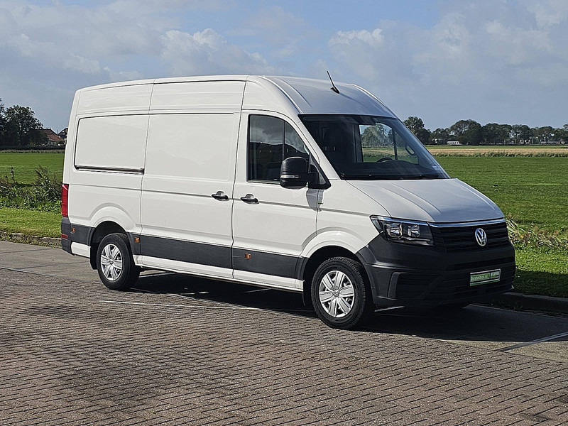Volkswagen Crafter 2.0 TDI L3H3 - فان: صور 4 Volkswagen Crafter 2.0 TDI L3H3 - فان: صور 4