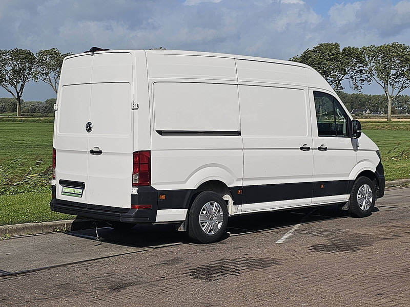 Volkswagen Crafter 2.0 TDI L3H3 - فان: صور 3 Volkswagen Crafter 2.0 TDI L3H3 - فان: صور 3