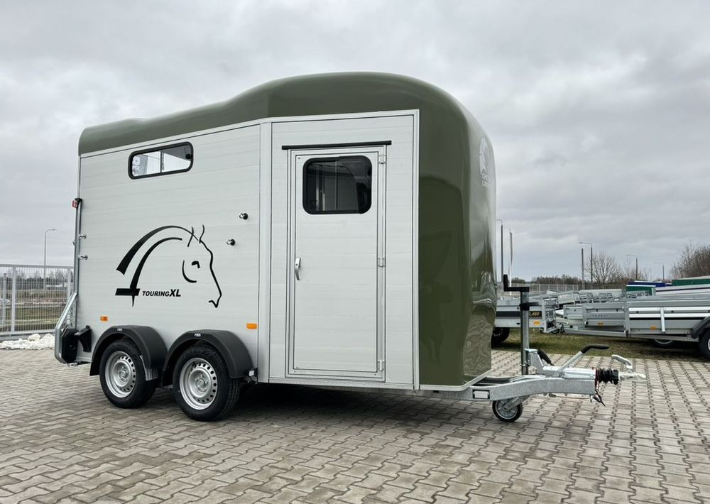 CHEVAL LIBERTÉ Touring Country XL przyczepa na dwa konie | duża siodlarnia | drzwi boczne | rampa przednia | 387×179 cm | ALUMINIOWA | Debon | dostawa | mocna i solidna | - عربة نقل خيل: صور 4 CHEVAL LIBERTÉ Touring Country XL przyczepa na dwa konie | duża siodlarnia | drzwi boczne | rampa przednia | 387×179 cm | ALUMINIOWA | Debon | dostawa | mocna i solidna | - عربة نقل خيل: صور 4
