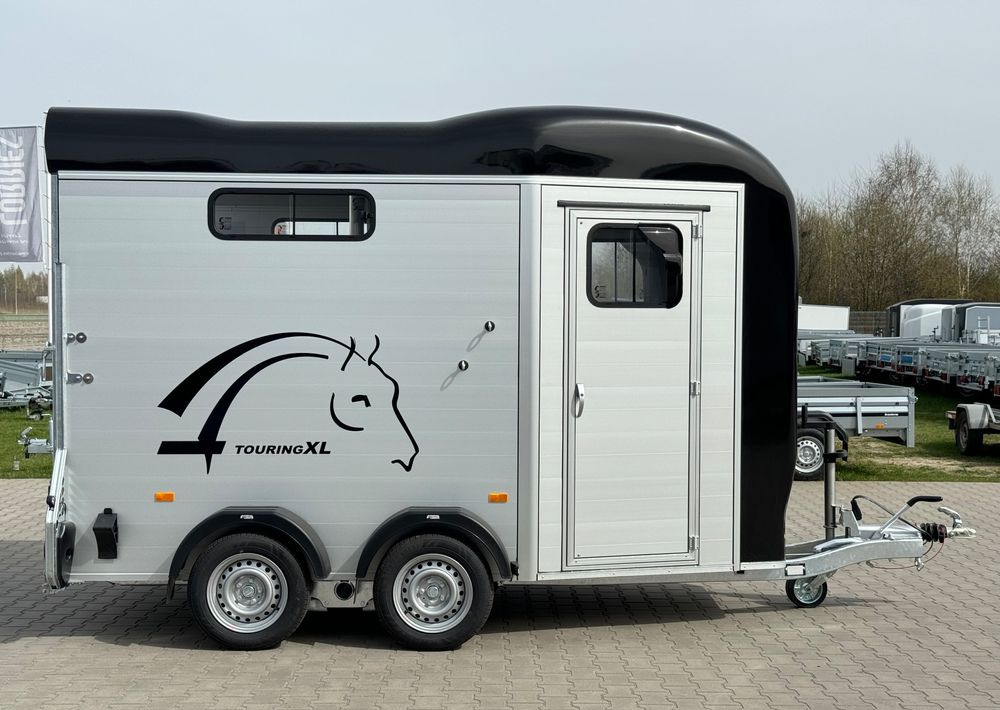 CHEVAL LIBERTÉ Touring Country XL przyczepa na dwa konie | duża siodlarnia | drzwi boczne | rampa przednia | 387×179 cm | ALUMINIOWA | Debon | dostawa | mocna i solidna | - عربة نقل خيل: صور 2 CHEVAL LIBERTÉ Touring Country XL przyczepa na dwa konie | duża siodlarnia | drzwi boczne | rampa przednia | 387×179 cm | ALUMINIOWA | Debon | dostawa | mocna i solidna | - عربة نقل خيل: صور 2