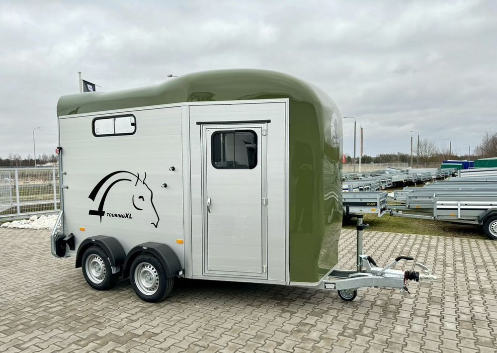 CHEVAL LIBERTÉ Touring Country XL przyczepa na dwa konie | duża siodlarnia | drzwi boczne | rampa przednia | 387×179 cm | ALUMINIOWA | Debon | dostawa | mocna i solidna | - عربة نقل خيل: صور 3 CHEVAL LIBERTÉ Touring Country XL przyczepa na dwa konie | duża siodlarnia | drzwi boczne | rampa przednia | 387×179 cm | ALUMINIOWA | Debon | dostawa | mocna i solidna | - عربة نقل خيل: صور 3