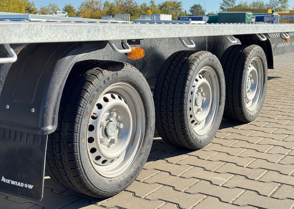 NIEWIADÓW Niewiadów Indiana 8,5x2,1 m , 3,5T - شاحنة نقل سيارات مقطورة: صور 4 NIEWIADÓW Niewiadów Indiana 8,5x2,1 m , 3,5T - شاحنة نقل سيارات مقطورة: صور 4