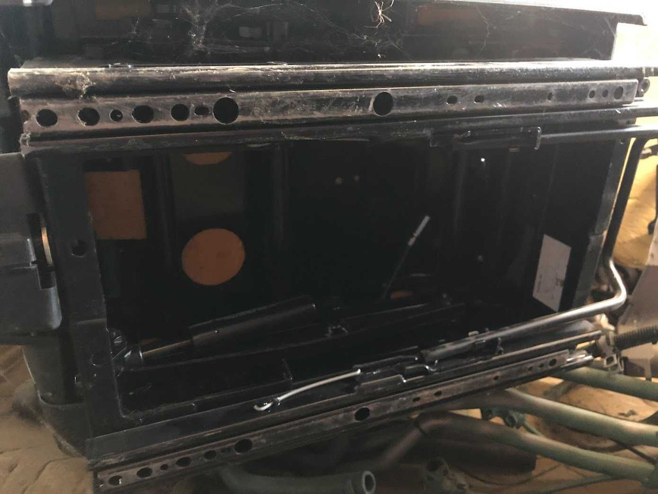 Foteli siedzenia komplet Mercedes Actros nowe - مقاعد السيارات - شاحنة: صور 5 Foteli siedzenia komplet Mercedes Actros nowe - مقاعد السيارات - شاحنة: صور 5