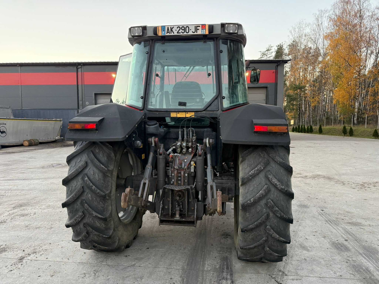 Massey Ferguson 6180, 1998 r, 6847 mtg , bardzo dobry stan z Francji - جرار: صور 4 Massey Ferguson 6180, 1998 r, 6847 mtg , bardzo dobry stan z Francji - جرار: صور 4