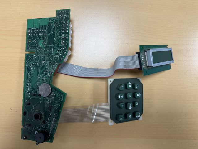 Atlet 078925 | Controlboard Tillerhead including display and keyboartd from PLP2 - النظام الكهربائي - معدات المناولة: صور 1 Atlet 078925 | Controlboard Tillerhead including display and keyboartd from PLP2 - النظام الكهربائي - معدات المناولة: صور 1