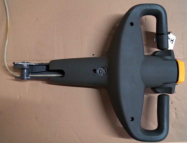 Atlet 078959 | Tiller Head ref 118497/B from Atlet PLP200N year 2008 - النظام الكهربائي - معدات المناولة: صور 2 Atlet 078959 | Tiller Head ref 118497/B from Atlet PLP200N year 2008 - النظام الكهربائي - معدات المناولة: صور 2