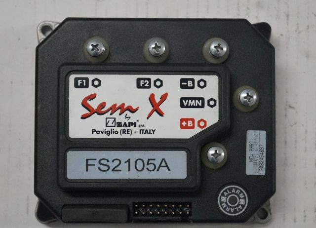 Atlet 3002454697 | Stuur regeling Steering controller Zapi Sem X FS2105A - كتلة التحكم - معدات المناولة: صور 1 Atlet 3002454697 | Stuur regeling Steering controller Zapi Sem X FS2105A - كتلة التحكم - معدات المناولة: صور 1