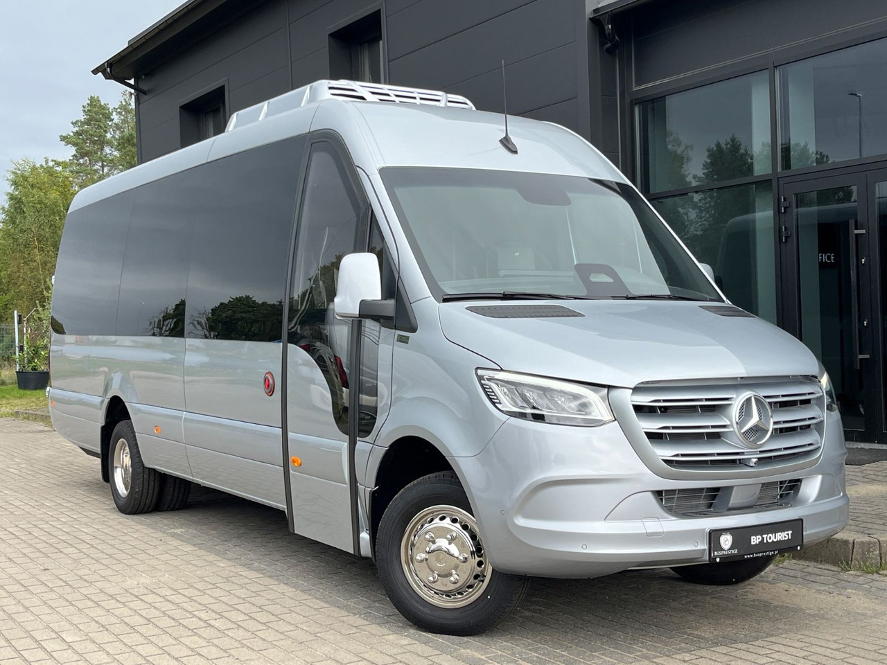 Mercedes-Benz Sprinter 519 TRANSFER XL / 22+1+1 / ON STOCK!!! Mercedes-Benz Sprinter 519 TOURIST XL/ 21-24 Seats/ IN STOCK! - حافلة صغيرة, ميكروباص: صور 1 Mercedes-Benz Sprinter 519 TRANSFER XL / 22+1+1 / ON STOCK!!! Mercedes-Benz Sprinter 519 TOURIST XL/ 21-24 Seats/ IN STOCK! - حافلة صغيرة, ميكروباص: صور 1