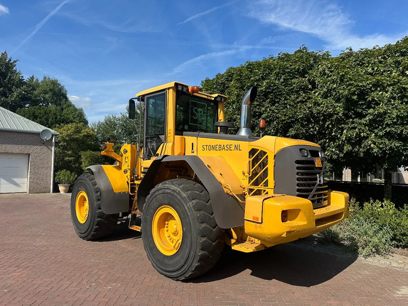 Volvo L120 F - اللودر بعجل: صور 2 Volvo L120 F - اللودر بعجل: صور 2