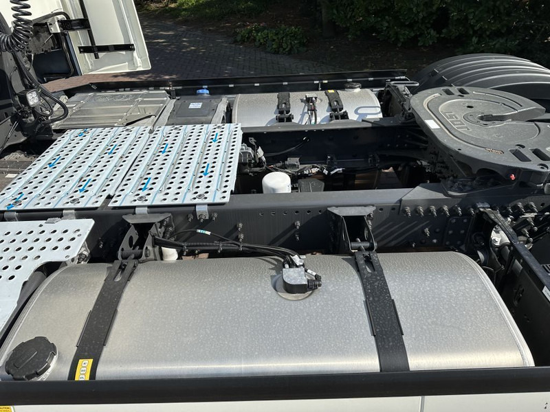 Volvo Volvo FH 500 4x2 ACC I-PARK COOL NEW MODEL FH 500 4x2 - شاحنة جرار: صور 5 Volvo Volvo FH 500 4x2 ACC I-PARK COOL NEW MODEL FH 500 4x2 - شاحنة جرار: صور 5