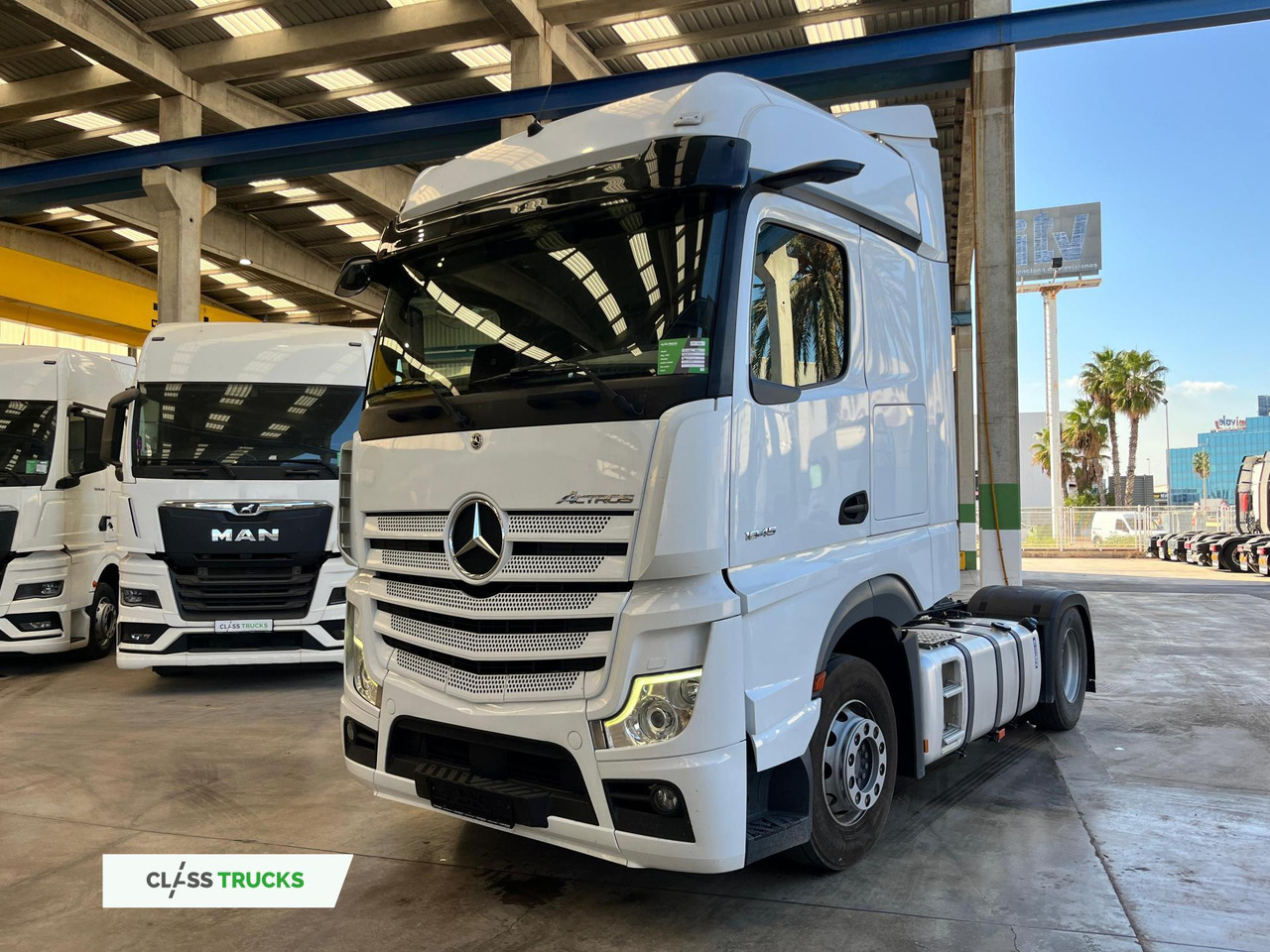 Mercedes-Benz Actros 5 1845 BigSpace - شاحنة جرار: صور 1 Mercedes-Benz Actros 5 1845 BigSpace - شاحنة جرار: صور 1