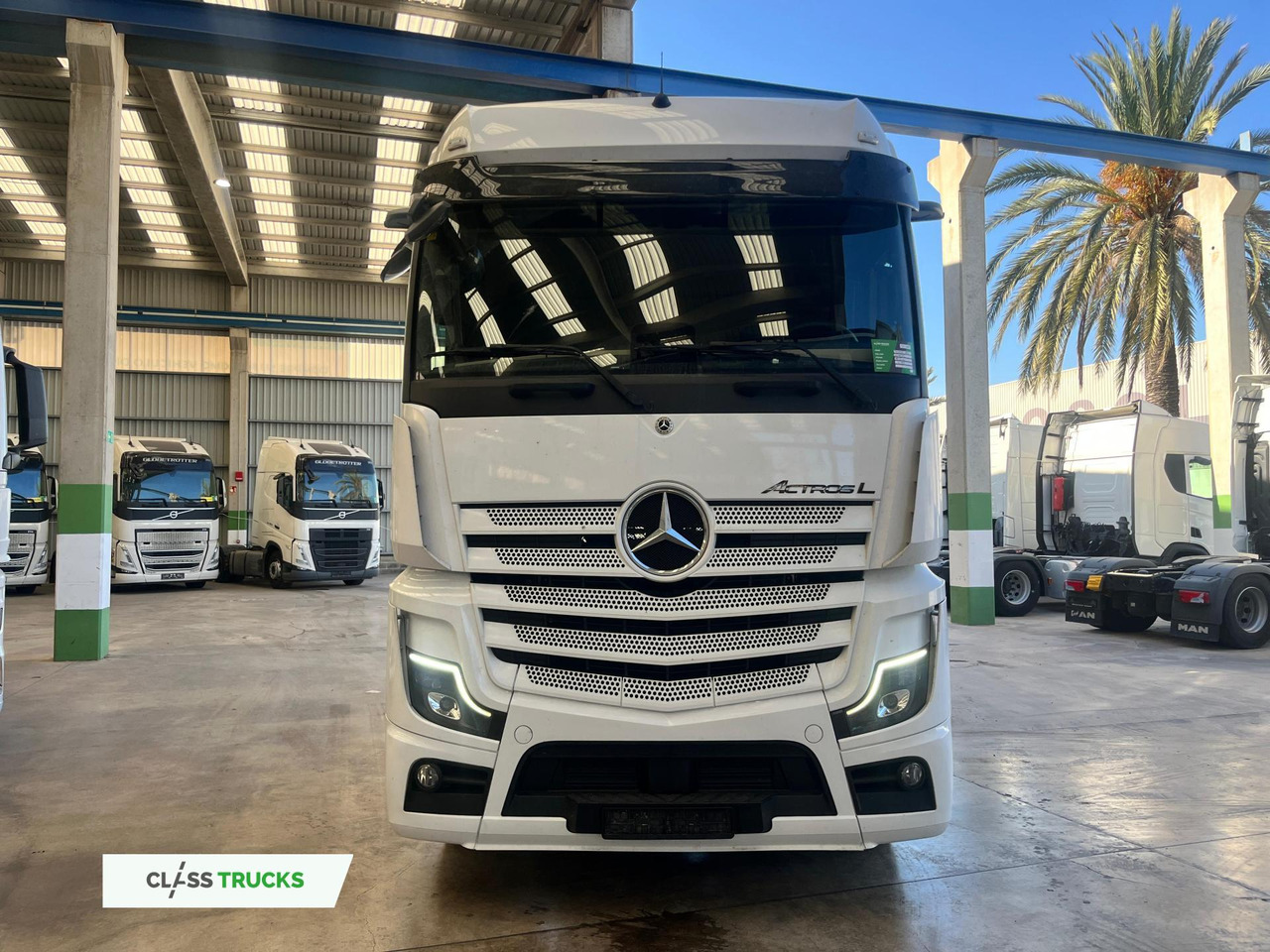 Mercedes-Benz Actros 5 1845 BigSpace - شاحنة جرار: صور 3 Mercedes-Benz Actros 5 1845 BigSpace - شاحنة جرار: صور 3