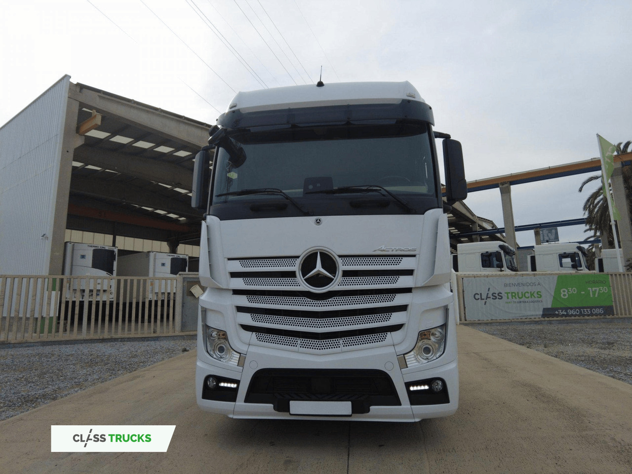 Mercedes-Benz Actros 5 1845 BigSpace - شاحنة جرار: صور 1 Mercedes-Benz Actros 5 1845 BigSpace - شاحنة جرار: صور 1