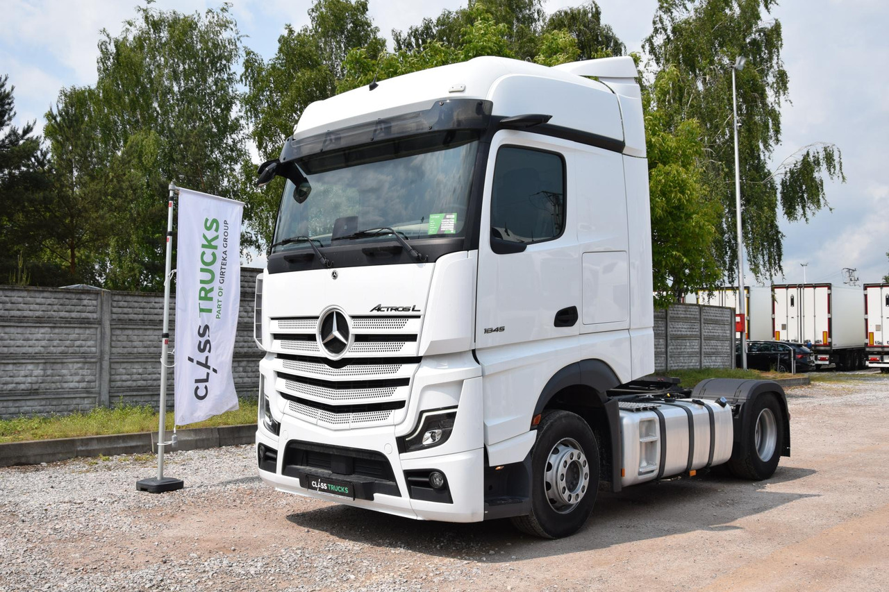Mercedes-Benz Actros 5 1845 BigSpace - شاحنة جرار: صور 1 Mercedes-Benz Actros 5 1845 BigSpace - شاحنة جرار: صور 1