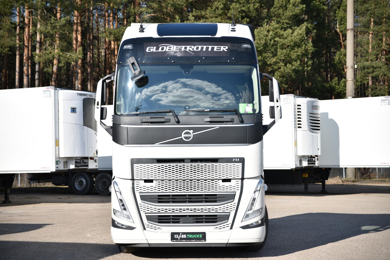 Volvo FH 500 Globetrotter XL I-ParkCool - شاحنة جرار: صور 2 Volvo FH 500 Globetrotter XL I-ParkCool - شاحنة جرار: صور 2