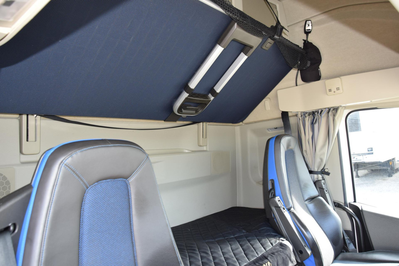 شاحنة جرار Volvo FH 540 Globetrotter XL Retarder: صور 17