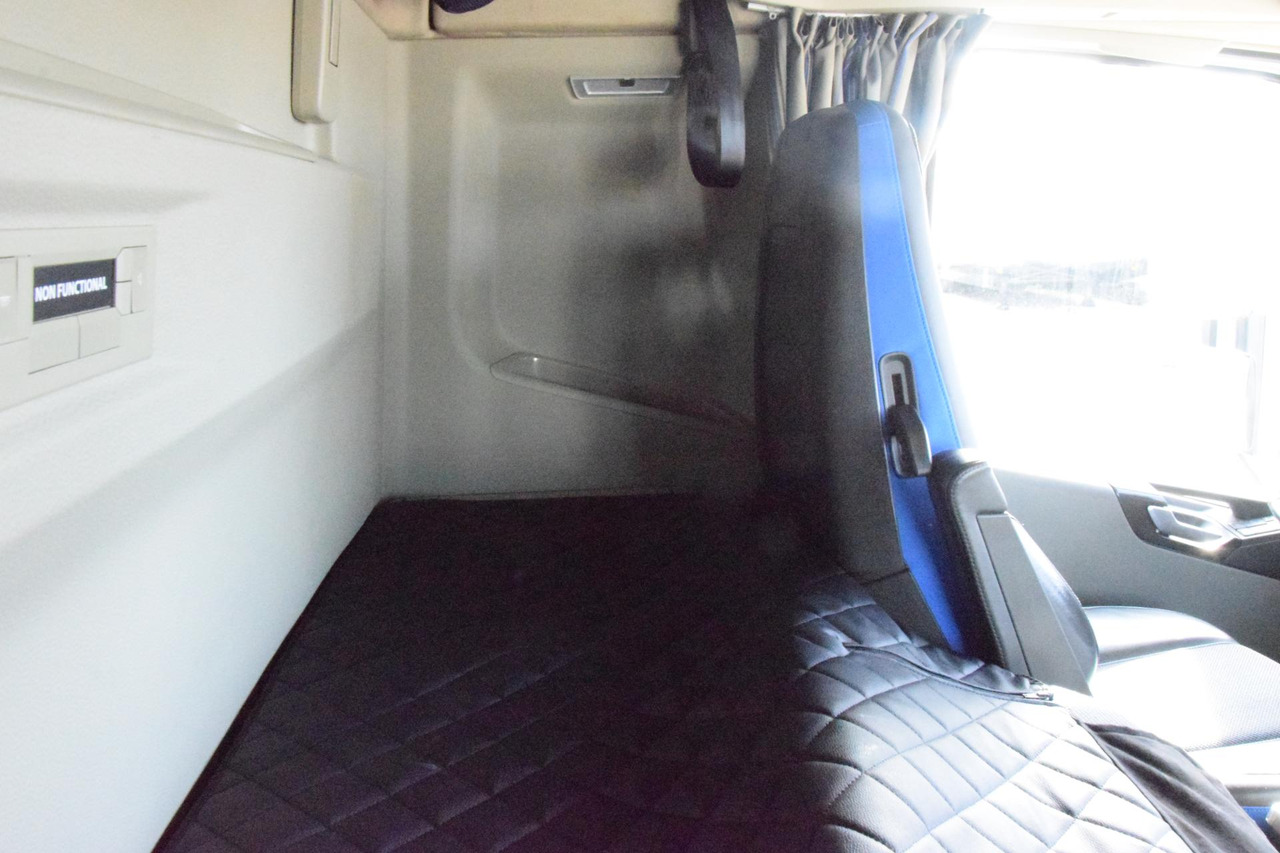 شاحنة جرار Volvo FH 540 Globetrotter XL Retarder: صور 13