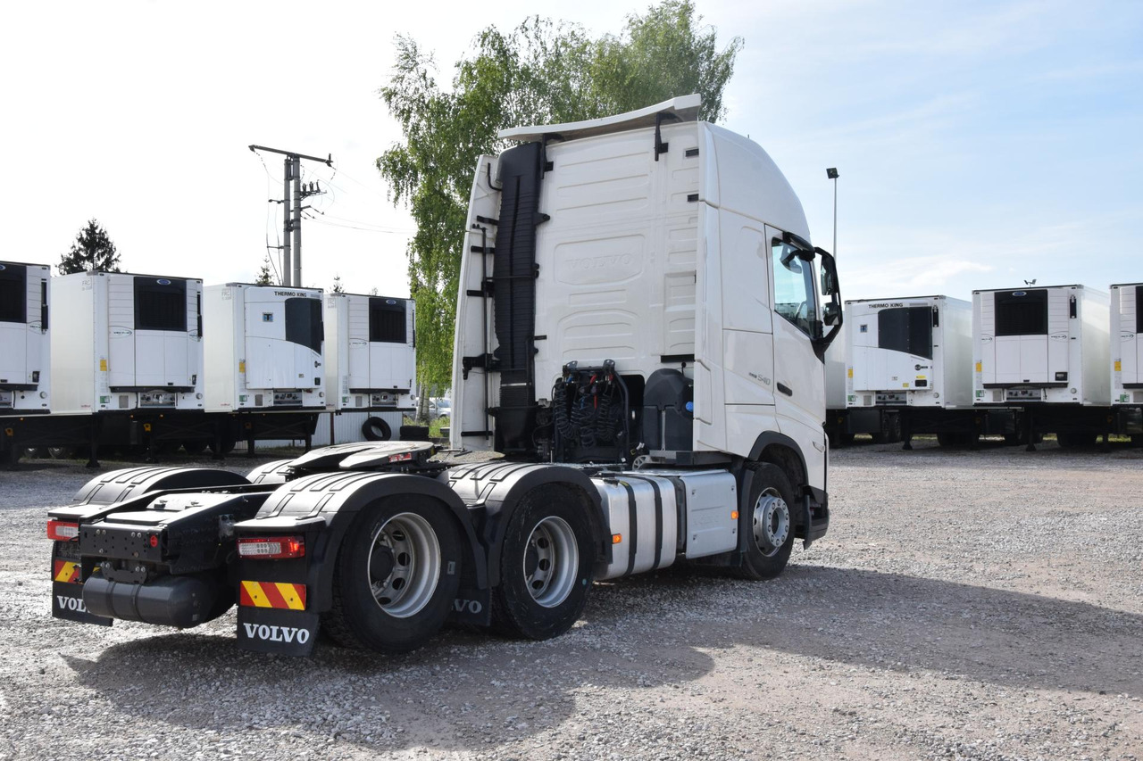 Volvo FH 540 Globetrotter XL Retarder - شاحنة جرار: صور 4 Volvo FH 540 Globetrotter XL Retarder - شاحنة جرار: صور 4